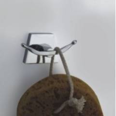 Bath Age Platinum Robe Hook, JPL 302