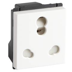 Crabtree 10-25A 3 Pin White Shuttered Socket, ACMKCXW253