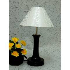 Tucasa Fashionable Wooden Table Lamp with Silver Circle Shade, LG-1006