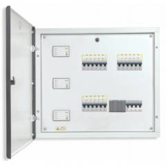 Crabtree Classique Plus 4 Way Single Door Distribution Board, DCDSMACCZ04040